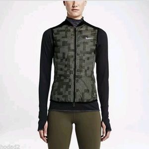 NWT Nike Womens Aeroloft Running Vest Size XL